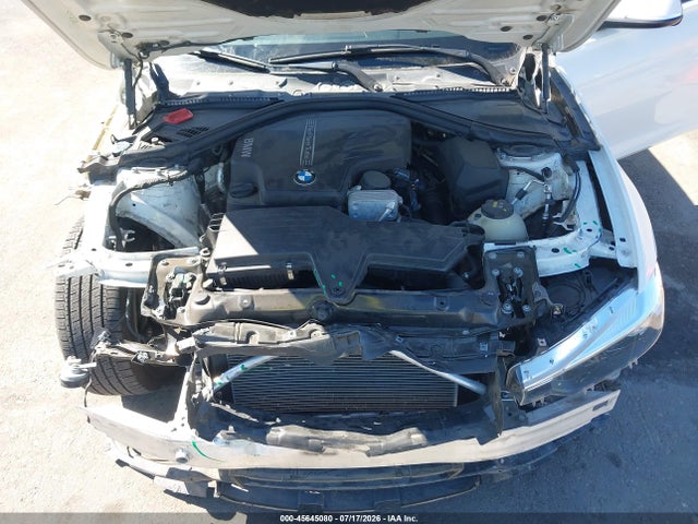 WBA8E1G36HNU18603 BMW 320i