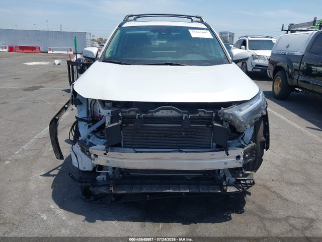 Toyota Rav4 Xle Premium 2024 2T3A1RFV2RW479183 Image 12