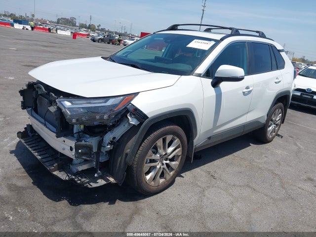 Toyota Rav4 Xle Premium 2024 2T3A1RFV2RW479183 Image 2