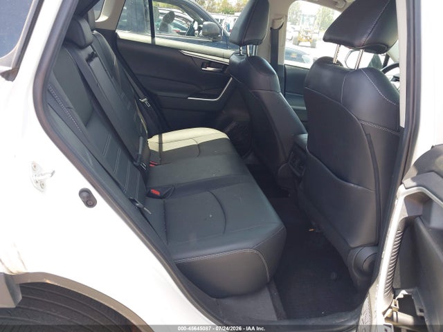 Toyota Rav4 Xle Premium 2024 2T3A1RFV2RW479183 Image 8