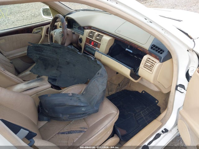 45645106 :رقم المزاد ، WDBJF65J1YB161947 vin ، 2000 Mercedes-benz E 320 مزاد بيع