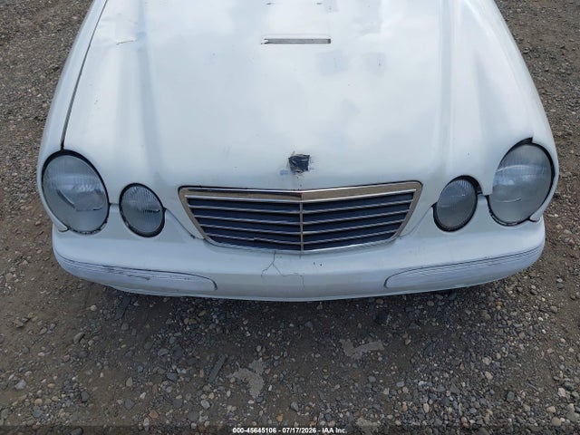 45645106 :رقم المزاد ، WDBJF65J1YB161947 vin ، 2000 Mercedes-benz E 320 مزاد بيع