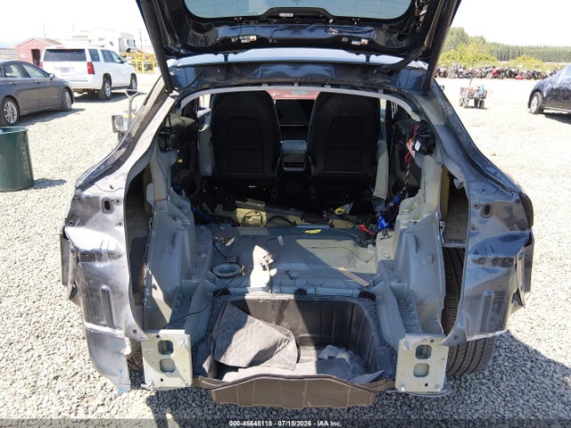 2024 Tesla Model Y Long Range Dual Motor All-wheel Drive მანქანა იყიდება აუქციონზე, vin: 7SAYGDEE8RF194384, აუქციონის ნომერი: 45645118