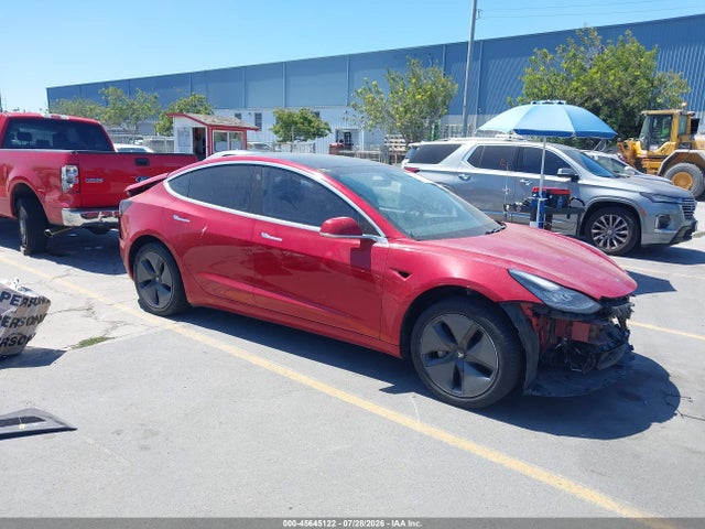 2018 5YJ3E1EA0JF002968 main image