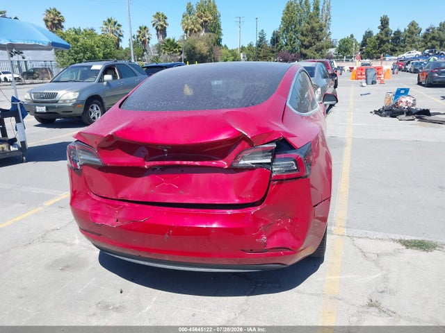 Tesla Model 3 Long Range/mid Range 2018 5YJ3E1EA0JF002968 Image 17