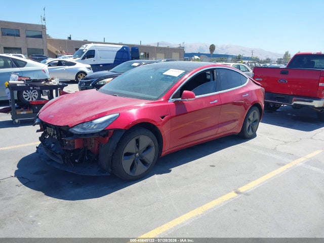 Tesla Model 3 Long Range/mid Range 2018 5YJ3E1EA0JF002968 Image 2