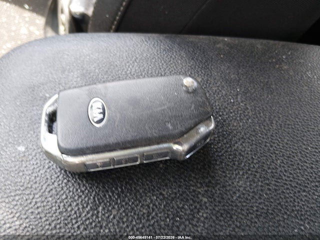 2019 Kia Forte Lxs მანქანა იყიდება აუქციონზე, vin: 3KPF24AD9KE087856, აუქციონის ნომერი: 45645141