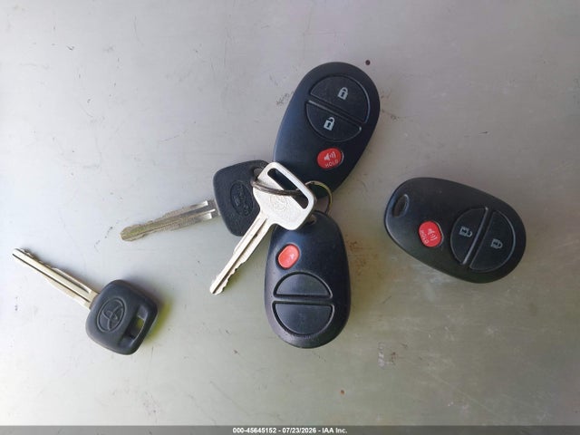2007 Toyota Sienna Le მანქანა იყიდება აუქციონზე, vin: 5TDZK23C57S031013, აუქციონის ნომერი: 45645152