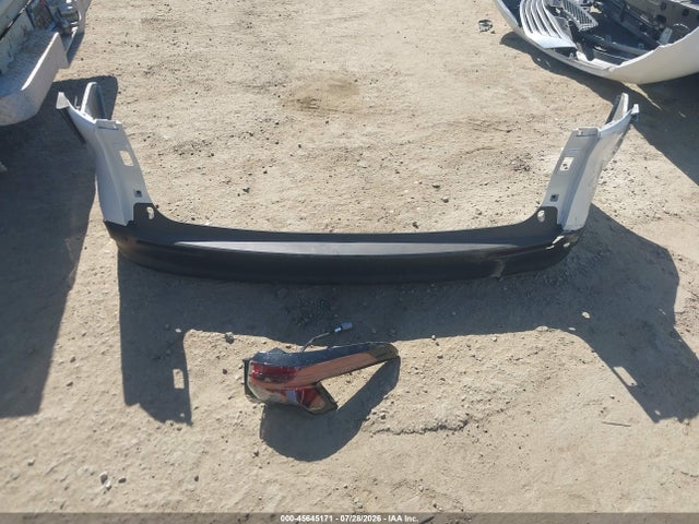 Toyota SIENNA XLE 2026 5TDYSKFC3TS228943 Image 12