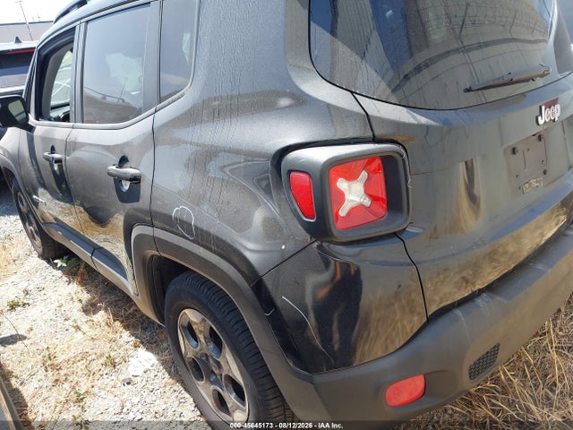ZACCJABH3FPB88986 Jeep Renegade Latitude
