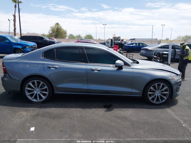 Aukcja sprzedaży 2021 Volvo S60 T5 Momentum, vin: 7JR102FK9MG095858, numer aukcji: 45645185