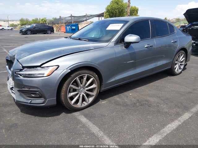 Aukcja sprzedaży 2021 Volvo S60 T5 Momentum, vin: 7JR102FK9MG095858, numer aukcji: 45645185