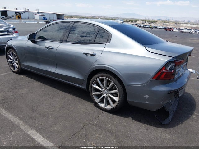 Aukcja sprzedaży 2021 Volvo S60 T5 Momentum, vin: 7JR102FK9MG095858, numer aukcji: 45645185