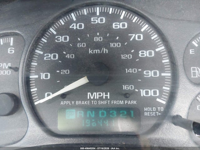 Продаж на аукціоні авто 2002 Chevrolet Silverado 2500, vin: 1GBGC24U42Z333142, номер лоту: 45645204
