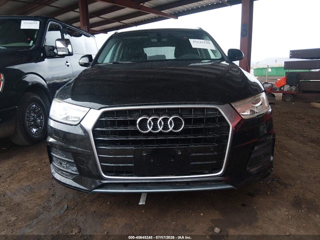 WA1BCCFS1HR015702 Audi Q3 2.0t Premium