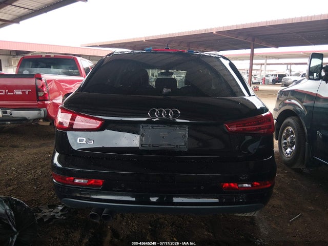 WA1BCCFS1HR015702 Audi Q3 2.0t Premium
