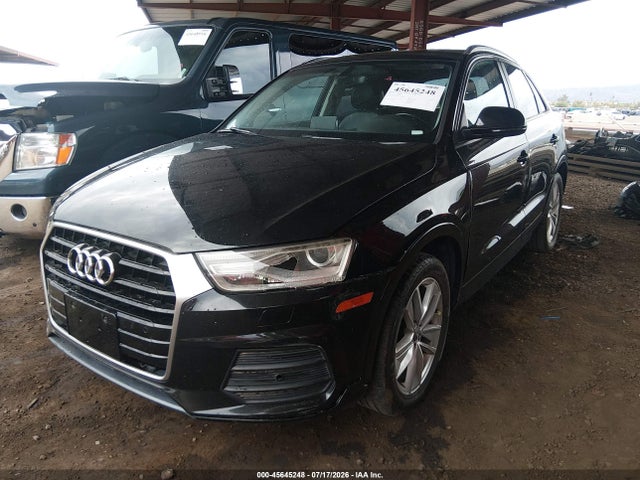 WA1BCCFS1HR015702 Audi Q3 2.0t Premium