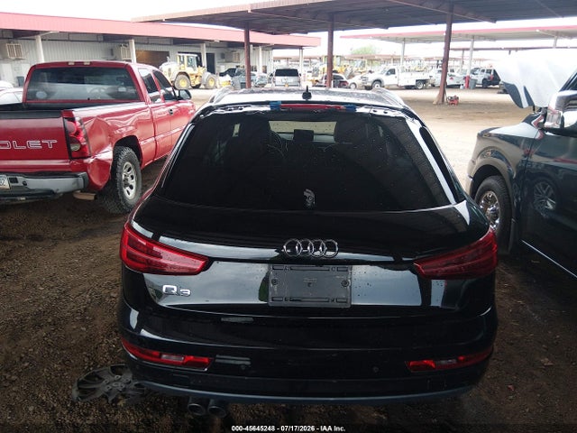 WA1BCCFS1HR015702 Audi Q3 2.0t Premium