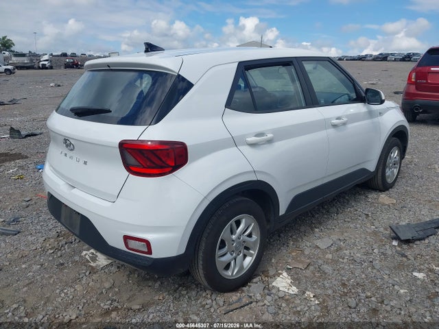 Hyundai Venue Se 2021 KMHRB8A39MU067120 Image 4