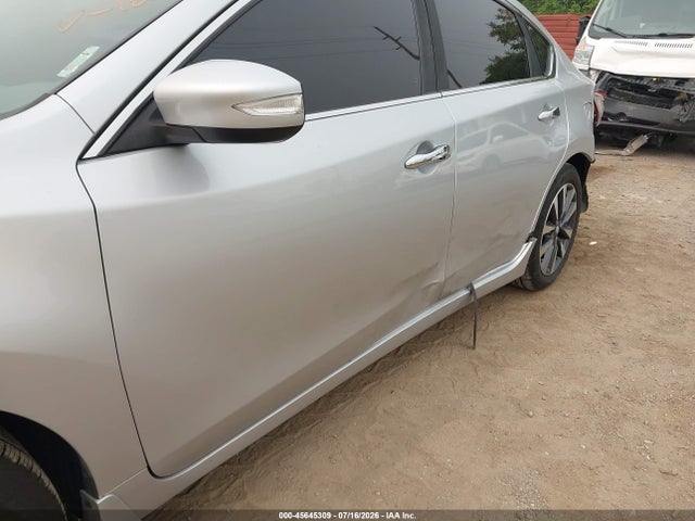 Продаж на аукціоні авто 2016 Nissan Altima 2.5 Sv, vin: 1N4AL3AP8GC188015, номер лоту: 45645309