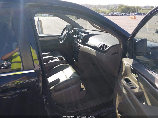 Продажа на аукционе авто 2011 Volkswagen Routan Se, vin: 2V4RW3DG0BR670211, номер лота: 45645314