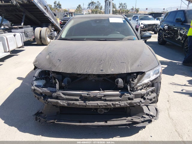 45645321 :رقم المزاد ، 4T1C31AK7MU561087 vin ، 2021 Toyota Camry Le Hybrid مزاد بيع
