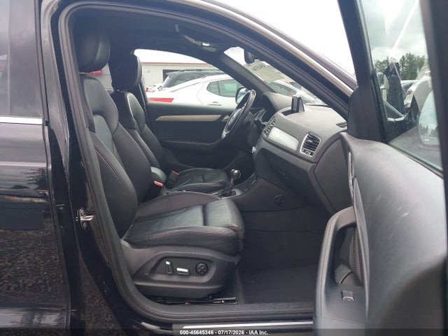 WA1JCCFS6JR015079 Audi Q3 2.0t Premium/2.0t Sport Premium