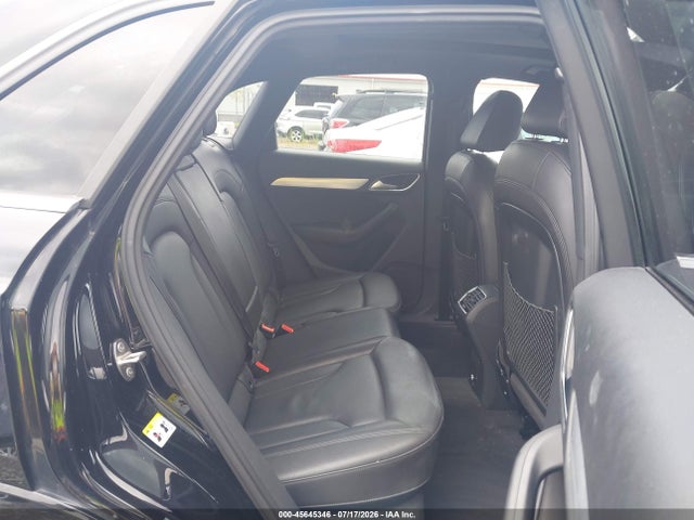 WA1JCCFS6JR015079 Audi Q3 2.0t Premium/2.0t Sport Premium