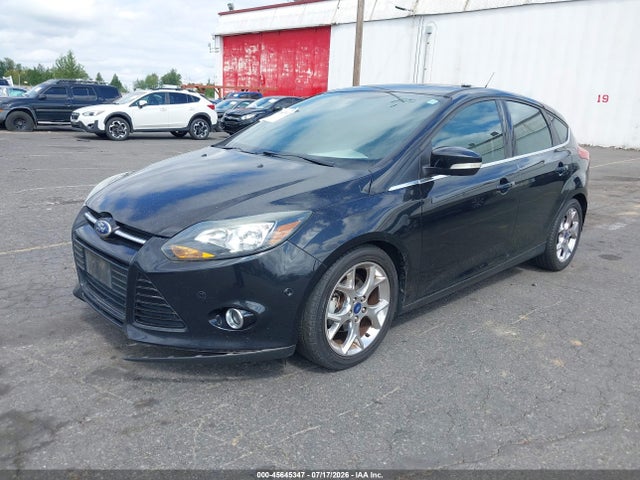 Ford Focus Titanium 2014 1FADP3N26EL112211 Image 2