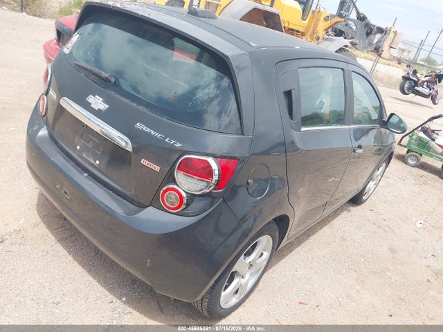1G1JE6SB5F4124993 Chevrolet Sonic Ltz Auto