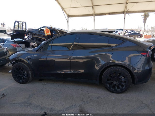 Aukcja sprzedaży 2025 Tesla Model Y Long Range Dual Motor Rear-wheel Drive, vin: 7SAYGDED9SF215319, numer aukcji: 45645392