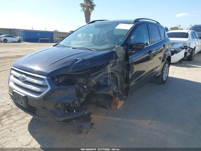 Ford ESCAPE SE 2018 1FMCU0GD7JUB28848 Image 2