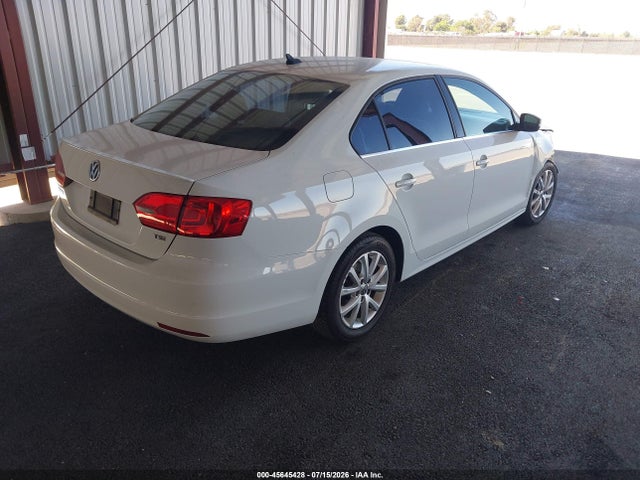3VWD17AJXEM420459 Volkswagen Jetta 1.8t Se