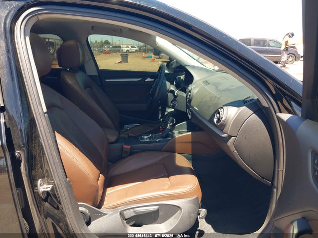 Audi A3 2.0t Premium 2015 WAUBFGFF9F1087621 Image 5