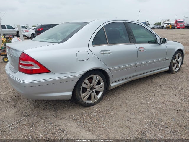 45645480 :رقم المزاد ، WDBRF52HX6A873746 vin ، 2006 Mercedes-benz C 230 Sport مزاد بيع