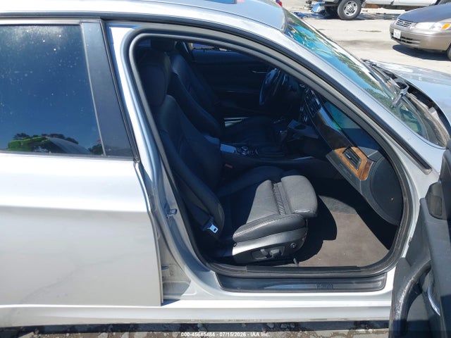Продажа на аукционе авто 2010 Bmw 328i, vin: WBAPH5G58ANM35811, номер лота: 45645484