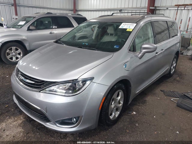 Aukcja sprzedaży 2018 Chrysler Pacifica Hybrid Touring L, vin: 2C4RC1L7XJR169298, numer aukcji: 45645491