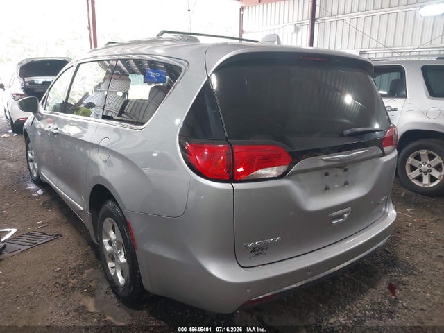 Aukcja sprzedaży 2018 Chrysler Pacifica Hybrid Touring L, vin: 2C4RC1L7XJR169298, numer aukcji: 45645491