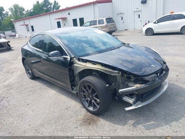 Продажа на аукционе авто 2018 Tesla Model 3 Long Range/mid Range, vin: 5YJ3E1EA3JF152833, номер лота: 45645515