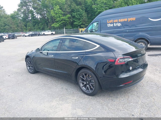 Продажа на аукционе авто 2018 Tesla Model 3 Long Range/mid Range, vin: 5YJ3E1EA3JF152833, номер лота: 45645515