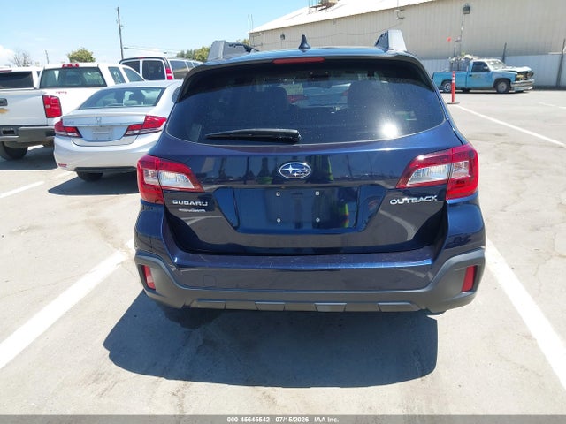 Subaru Outback 2.5i Premium 2018 4S4BSAFC5J3378644 Image 16