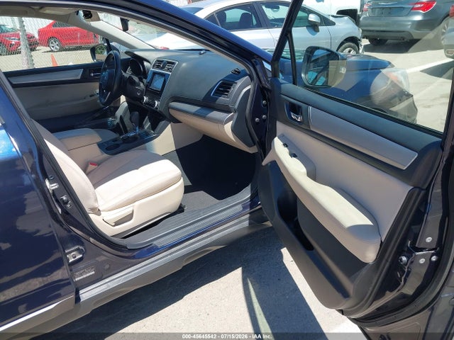 Subaru Outback 2.5i Premium 2018 4S4BSAFC5J3378644 Image 5
