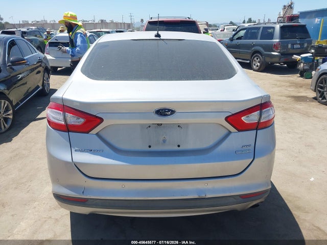 3FA6P0HD5FR257800 Ford FUSION SE