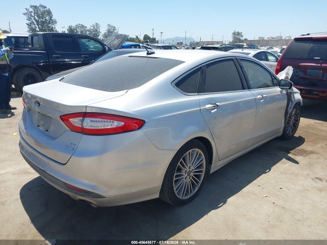 3FA6P0HD5FR257800 Ford FUSION SE
