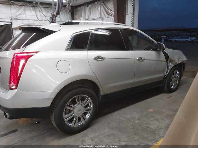 3GYFNBE32FS633685 Cadillac Srx Luxury Collection