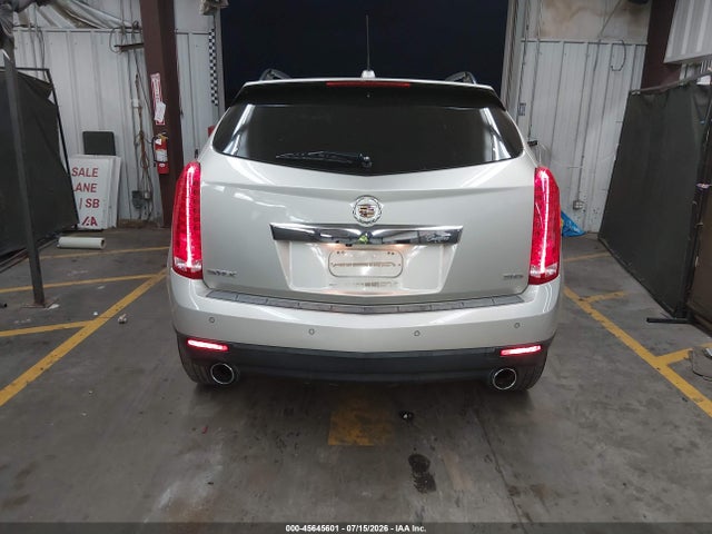 3GYFNBE32FS633685 Cadillac Srx Luxury Collection