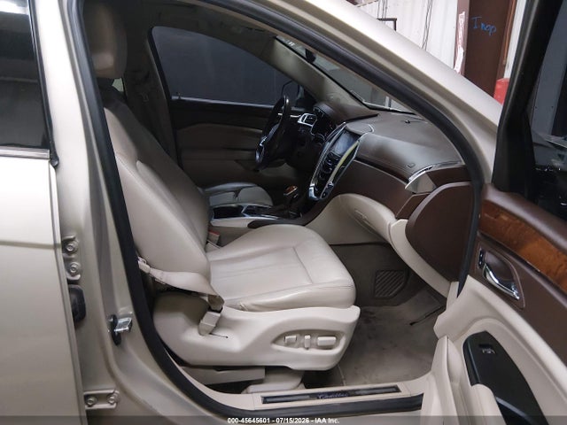 3GYFNBE32FS633685 Cadillac Srx Luxury Collection