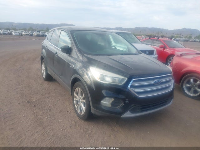 Ford ESCAPE SE 2017 1FMCU0GD0HUC55421 Image 1