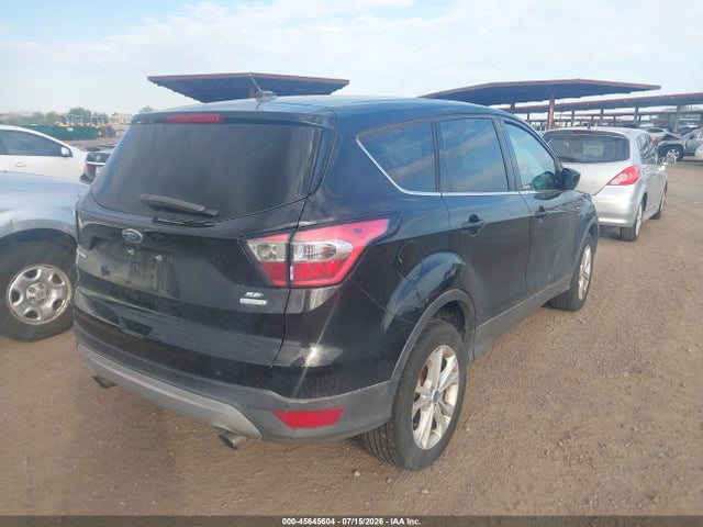 Ford ESCAPE SE 2017 1FMCU0GD0HUC55421 Image 4