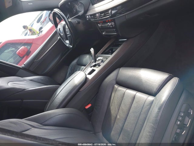 Продажа на аукционе авто 2017 Bmw X5 Sdrive35i, vin: 5UXKR2C52H0U18216, номер лота: 45645642